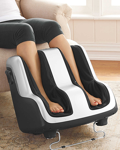 Wie man den Stoff eines Fußmassagegeräts reinigt
